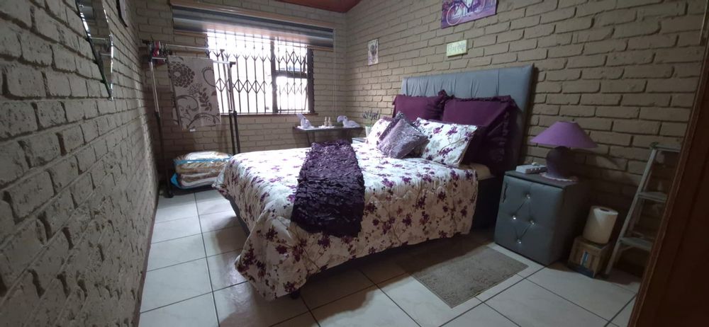 Flatlet Guest Bedroom