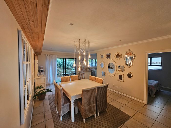 Townhouse for Sale in Ballito Central with golf access, pet-friendly estate, 24hr security.