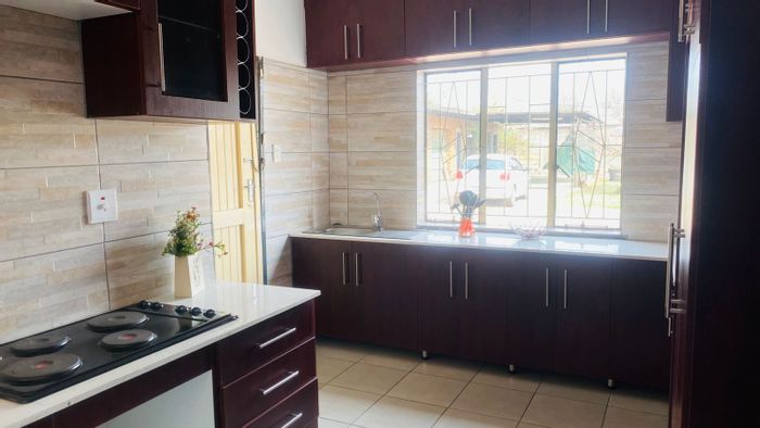 3-Bedroom House To Rent in Witbank Ext 5, includes utilities, secure parking.