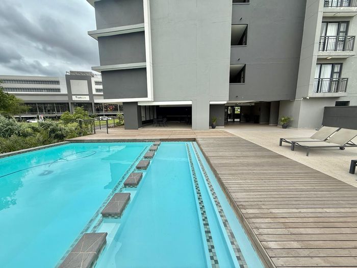 3-Bedroom Apartment To Rent in Umhlanga Ridge with pool, gym, and security.