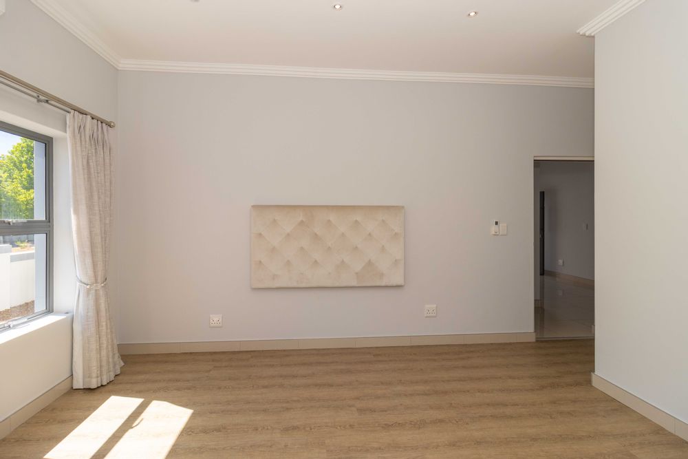 3rd Bedroom and En-suite