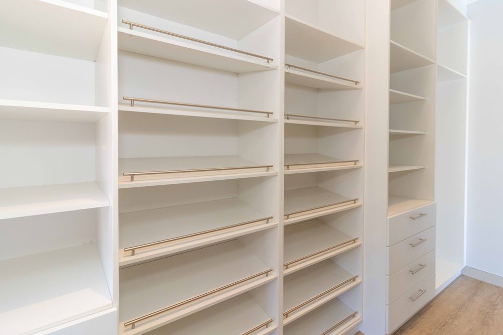 Dressing area and closets