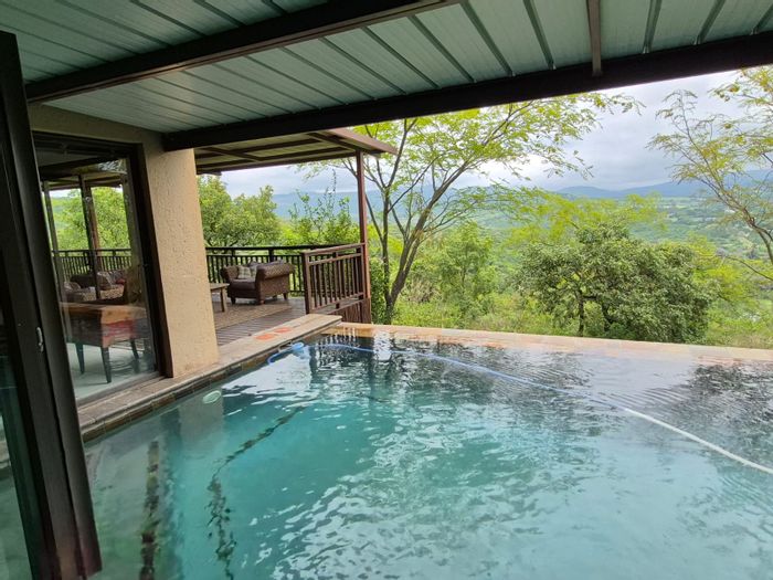 To Rent: House in Ntulo Wildlife Estate with pool, braai area, and 3 en-suites.