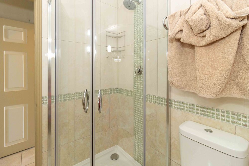 3rd En-suite Bathroom