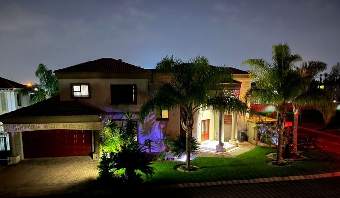 Sonneveld House For Sale: 4 bedrooms, pool, study, double garage, secure estate.