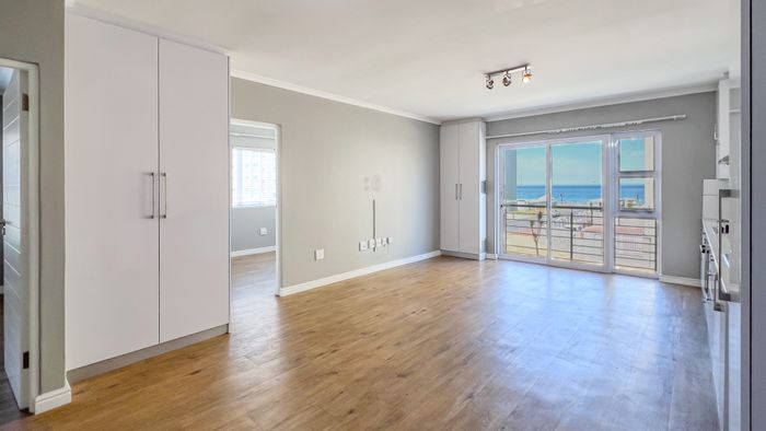 Beachfront Apartment To Rent: 2 Bedrooms, Ocean Views, 2 Parking Bays.