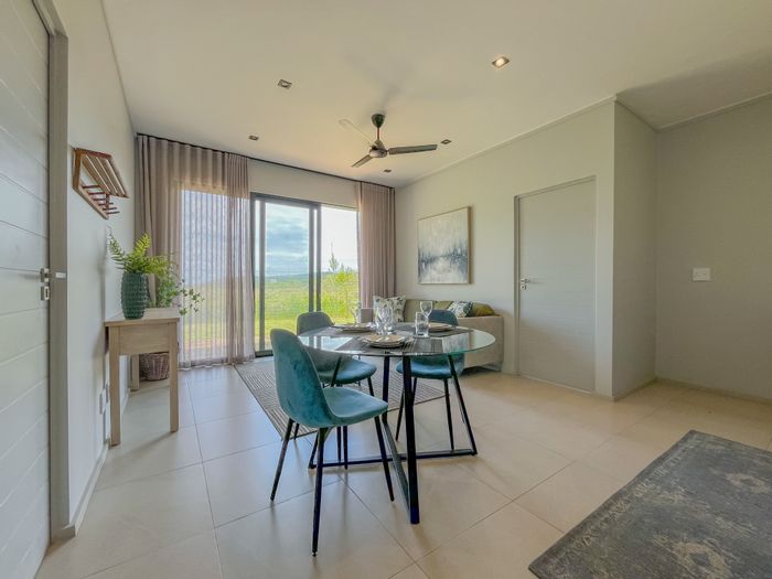 For Sale: Apartment in Zimbali Lakes Resort with sea views, clubhouse, and gym access.