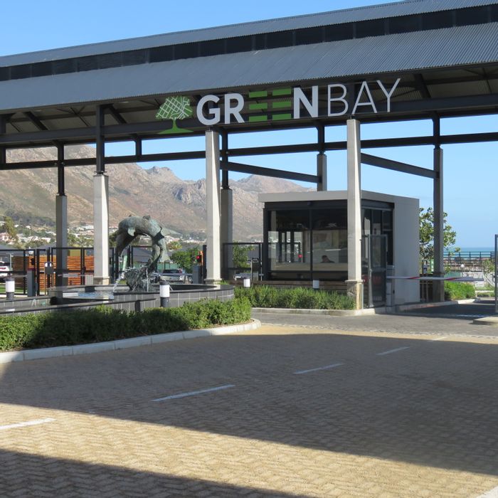 1-Bedroom Apartment in Greenbay Eco Estate To Rent, 24/7 Security, Lifestyle Centre Access.