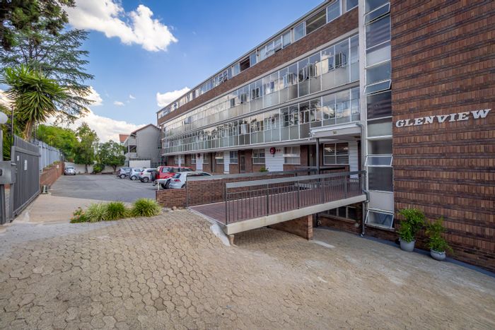 Ground floor apartment for sale in Parkmore with pool, secure complex, and amenities.