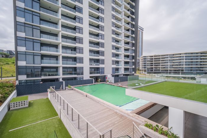 3 Bedroom Apartment To Rent in Umhlanga Ridge with Ocean Views and Pool Access.