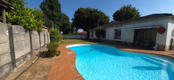For Sale: Spacious 4-Bedroom House in Brakpan Central with Pool and Solar System.