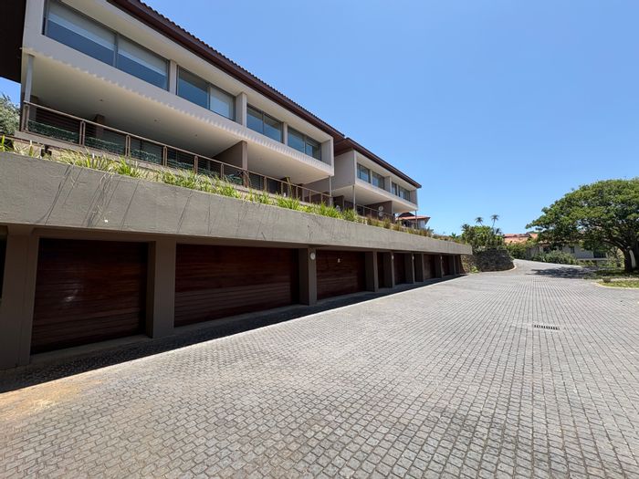 For Sale: Cluster in Zimbali with 3 en-suite bedrooms, secure parking, and estate amenities.