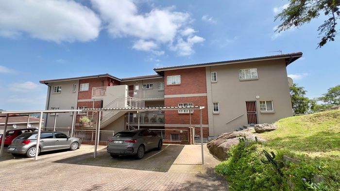 For Sale: Apartment in Sonheuwel Ext 1 with balcony, en suite, and parking.