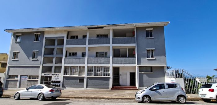 For Sale: Richmond Hill Apartment Block with 22 Bedrooms, Parking, and Income Potential.