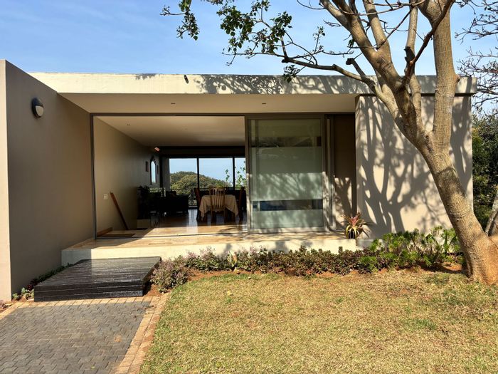 Zimbali Townhouse For Sale: 3 beds, pool access, balcony, secure estate living.