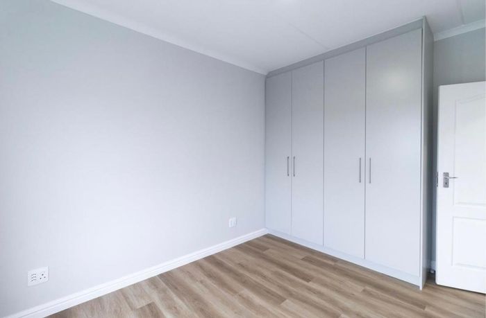 3-Bedroom Apartment To Rent in Sandown with balcony, parking, and security.