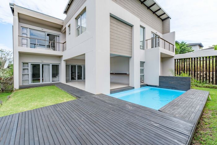 For Sale: House in Palm Lakes Estate with pool, en-suites, and secure community.