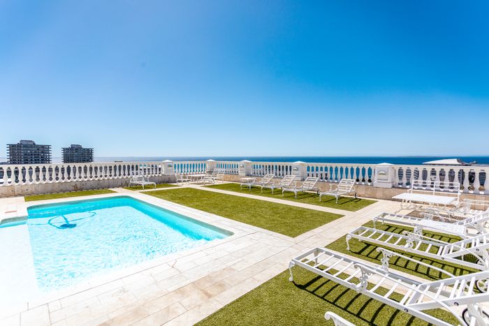2-Bedroom Apartment To Rent in Sea Point with pool, gym, and rooftop terrace.