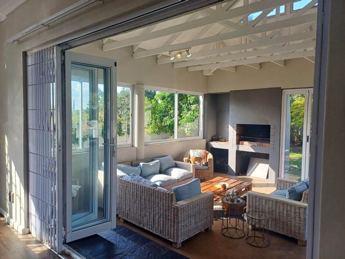 Miramar House For Sale: 3 beds, indoor braai, expansive garden, near school.