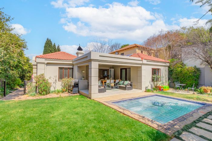 Kyalami Estates House For Sale: Open plan living, splash pool, double garage, amenities.