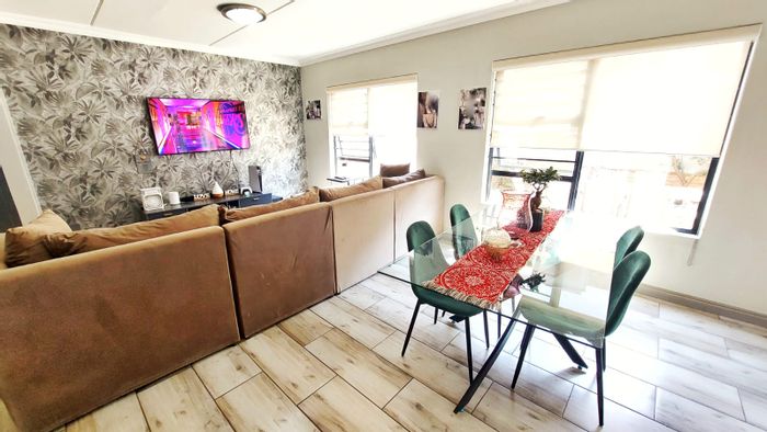 For Sale: 3-Bedroom Apartment in Carlswald with Pool, Gardens, and Secure Parking.