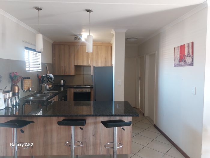 Modern 2-Bedroom Apartment in Monavoni with Secure Amenities and Easy Access