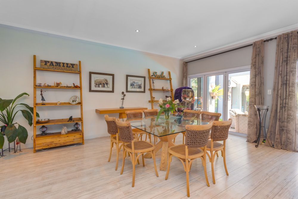 Open plan dining room