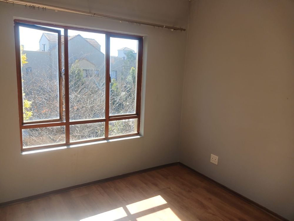 North facing sunfilled main bedroom