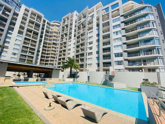 To Rent: 2-Bedroom Apartment in Sandhurst with security, pool, and concierge services.