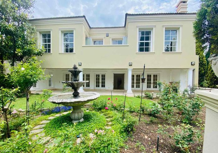 House To Rent in Sandhurst: 4 Bedrooms, 3.5 Bathrooms, Security Estate, Lift.
