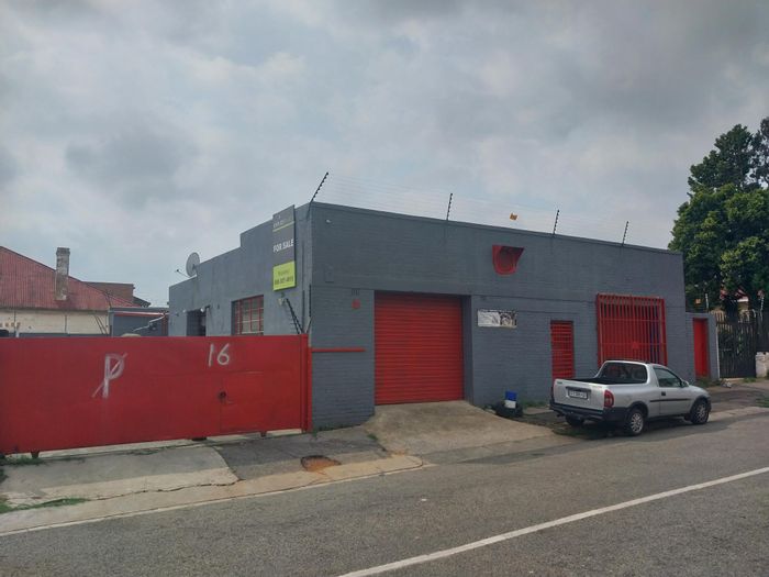 House for Sale in Regents Park: Ideal for automotive business, flexible space options.
