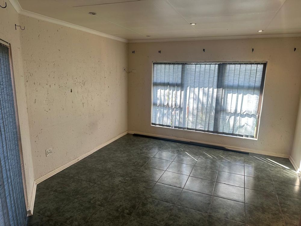 Formal Lounge