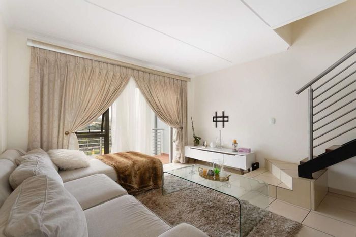 For Sale: Townhouse in Barbeque Downs with 3 bedrooms, clubhouse, and pool access.