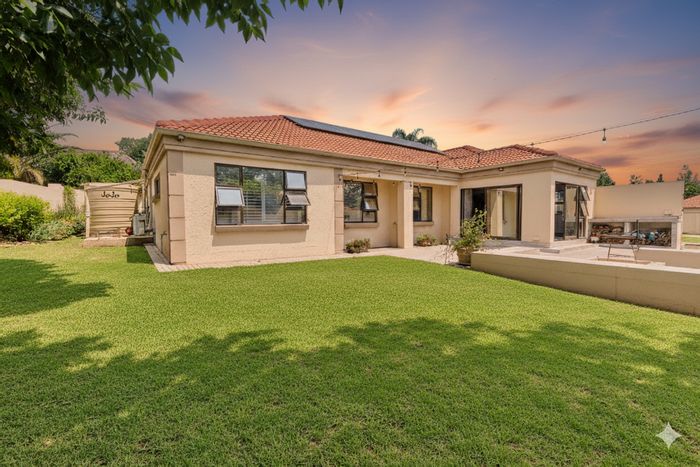 For Sale: Spacious 4-Bedroom House in Barbeque Downs with Secure Garden and Parking.