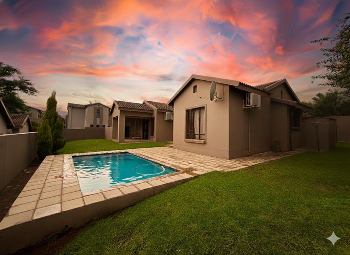 3-Bedroom House To Rent in Barbeque Downs with pool, inverter, and pet-friendly garden.