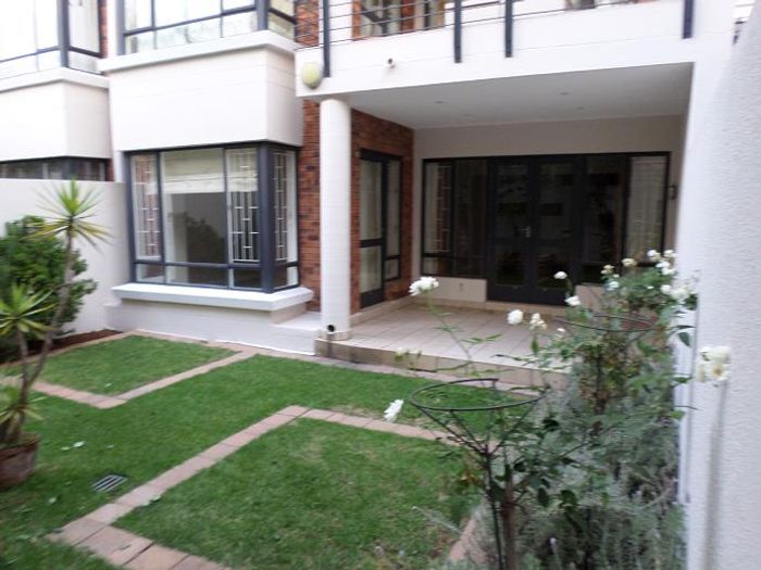 2 Bedroom Apartment To Rent in Morningside with secure access and garden views.