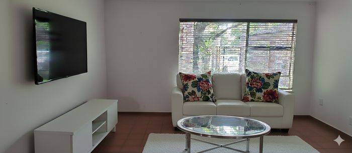 For Sale: Spacious 5-bedroom house with pool, granny flat, and garden in Northwold.