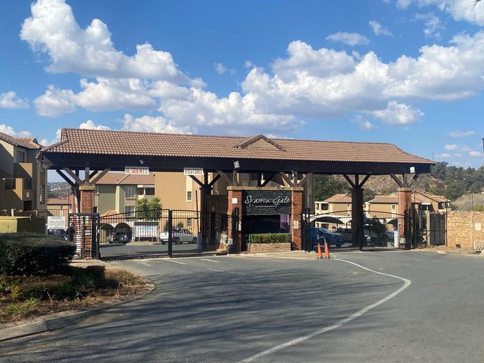 2-Bedroom Apartment For Sale in Meredale with balcony, parking, and great accessibility.