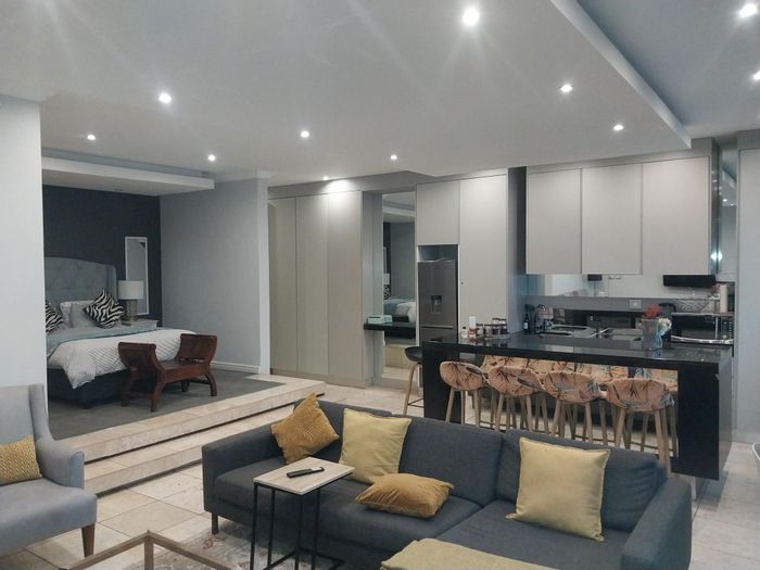 Newtown Apartment For Sale: Fully furnished, secure, near key amenities and transport.