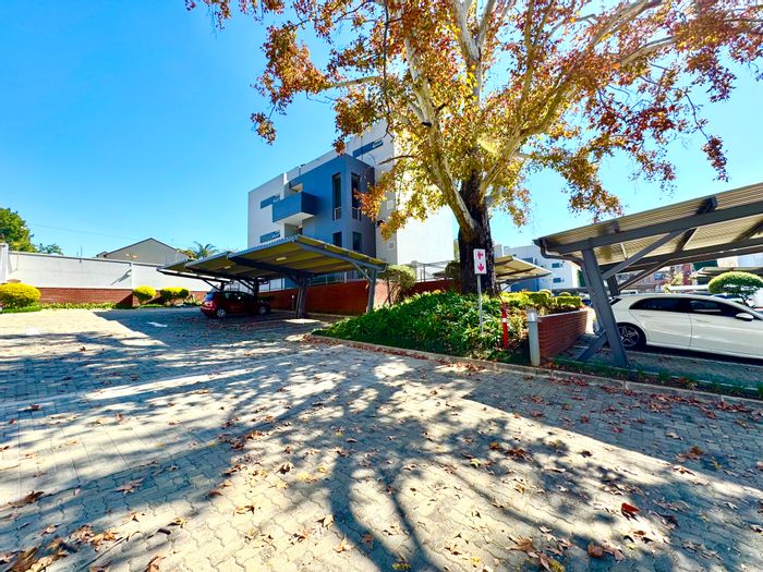 Morningside Apartment For Sale: 1-Bedroom, pool access, secure parking, great location.