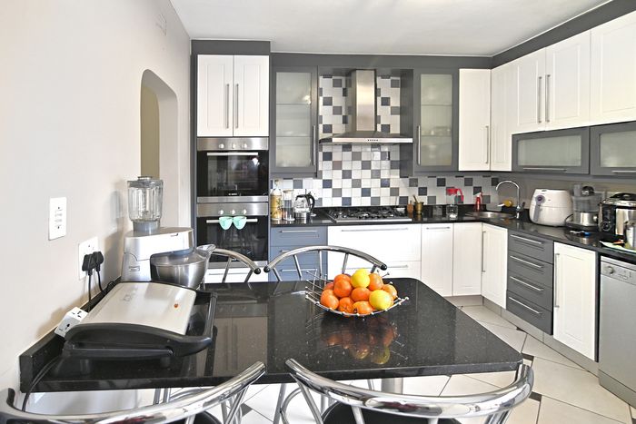 Three-bedroom townhouse with staff accommodation in River Club, For Sale.