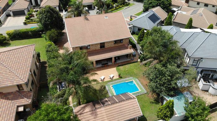 Spacious Modderfontein Family Home with Entertainment Area, Pool, and Flatlet For Sale!