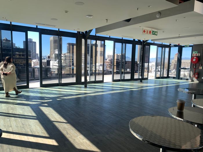 Retail space to rent in Cape Town City Centre with rooftop balcony and co-working.