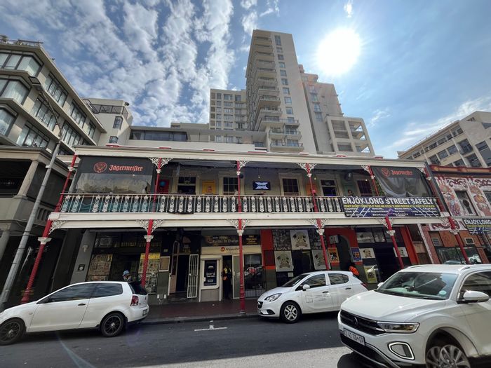 Business for rent in Cape Town City Centre with bar, kitchen, and outdoor seating.