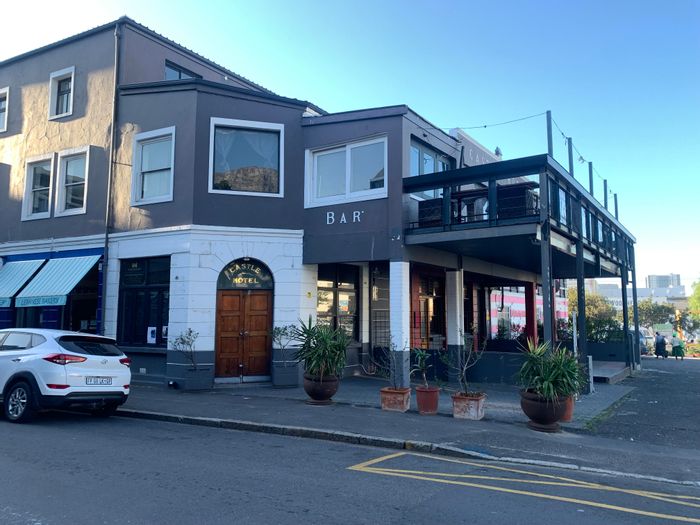 Retail space to rent in Cape Town City Centre with patio, liquor license, parking.