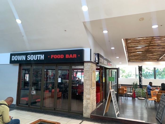 Retail space to rent in Rondebosch: 243m2 with seating, liquor license, and kitchen.