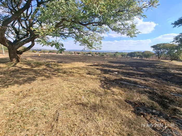 Vacant Land Residential For Sale in Sunnyridge - 2028m² with development potential.
