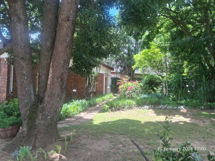 Aviary Hill House For Sale: Spacious home, pool, granny flat, inverter, secure living.