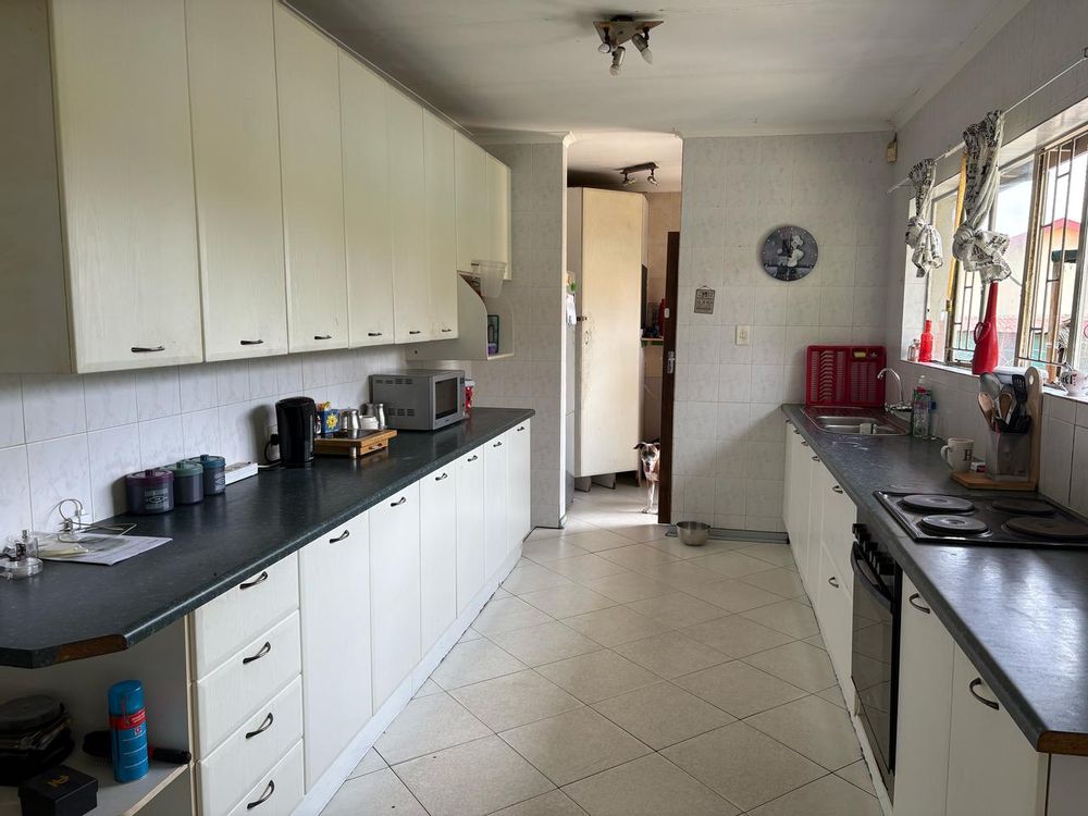 Kitchen showing Scullery