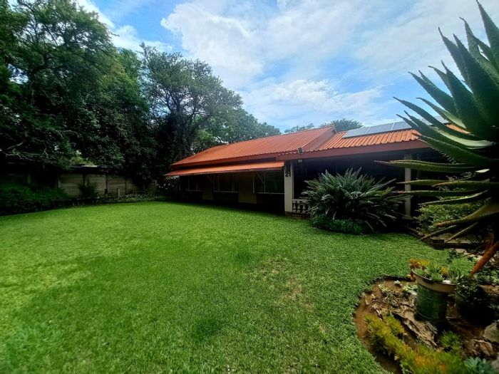 House for Sale in Bela Bela Central: 4 Bedrooms, braai room, borehole, spacious garden.